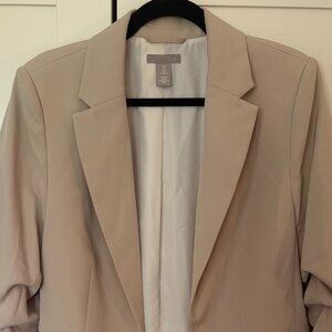 H&M Creamy Beige Ruched Sleeve Blazer, Size Medium